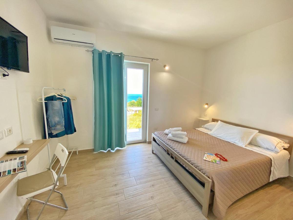 Campus Dei - Tropea Rooms Exterior foto